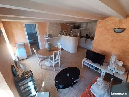 3 piéces 64 m2 meublé idéal coloc 400