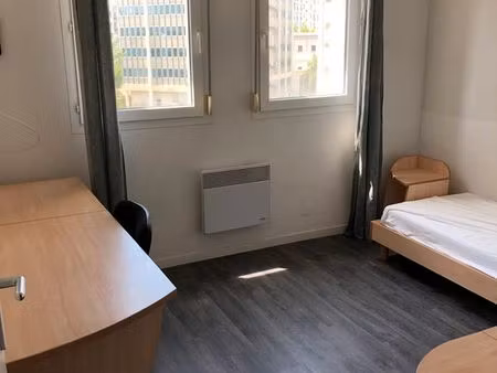 studio meublé entièrement rénové à orléans