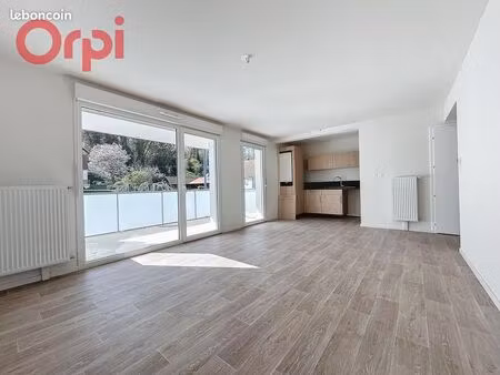 appartement 3 pièces 63 m²