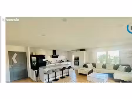 à vendre t4