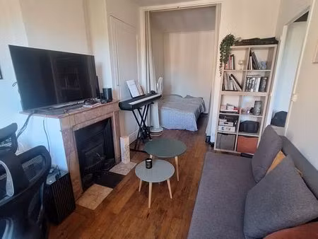 t1 rue masaryk 69009