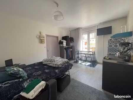 studio 1 pièce 19 m²