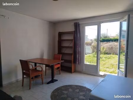 studio de 30 m² avec entrée indépendante