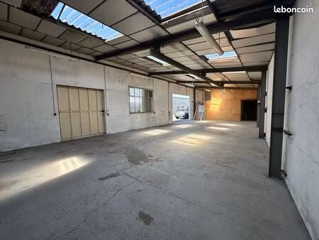 atelier entrepôt garage