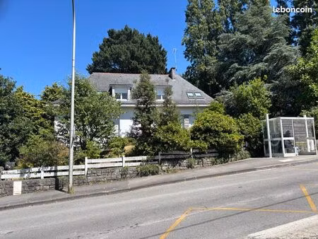 premier étage indépendant maison de maître
