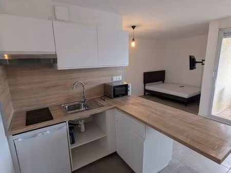 appartement tout équipé (dispo 20septem)