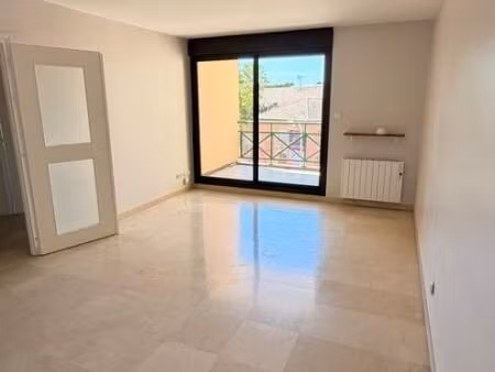 appartement 2 pièces 56 m²