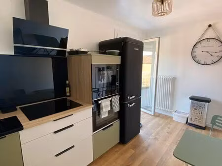 appartement t2 de 47 m2 refait à neuf