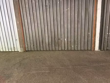 garage 13 m² chemin du bac  vaulx-en-velin