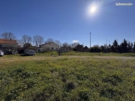 terrain 300 m² entressen