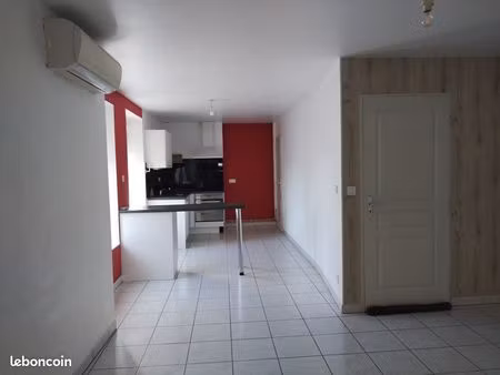 vesoul – f1 bis 42 m2 – proche hôpital