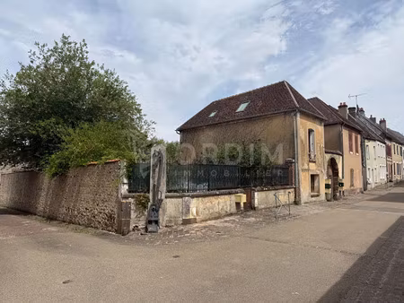 vente immeuble 214 m² saint-fargeau (89170)