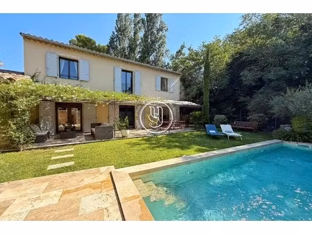 villa maussane-les-alpilles - 4 chambres - 180m²