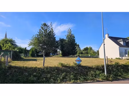 vente terrain 1300 m² à isigny-le-buat (50540)  24 000 €