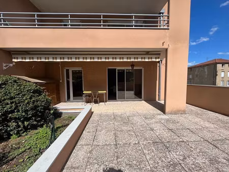 location meublée appartement 4 pièces 87.2 m² à macon (71000)  960 €
