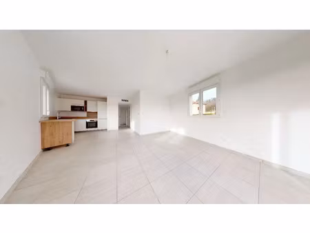 location appartement 3 pièces 60.86 m² à trévoux (01600)  849 €