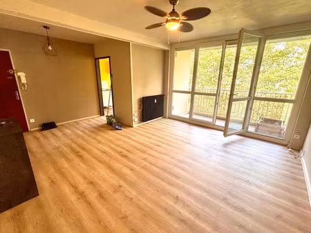 location appartement 2 pièces 50.22 m² à villeurbanne (69100)  590 €