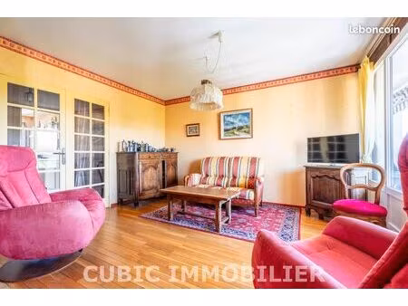 appartement 6 pièces 98 m²