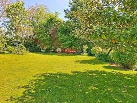 vente maison à châteaulin (29150) : à vendre / 210m² châteaulin