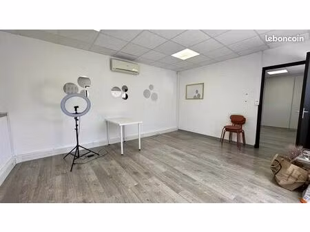 local commercial 43 m² gardanne