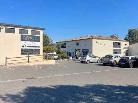 local 45 m2