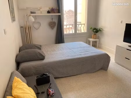 studio à 2 mn à pied du lycée jules ferry
