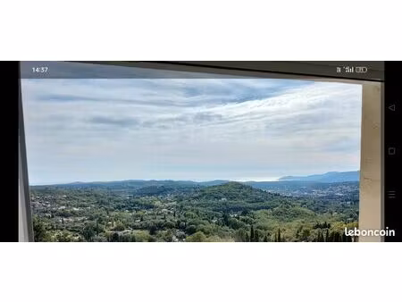 studio 29m2 avec cave et parking couvert