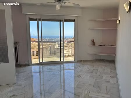 studio 1 pièce 24 m²