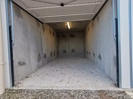 location garage box sécurisé