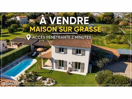 130 m2 - 5 pièces - piscine - terrain plat