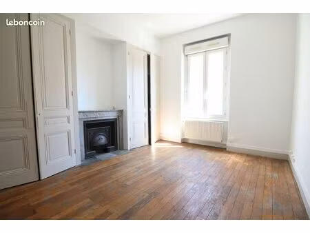 appartement 2 pièces 44 m²