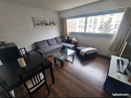 studio lumineux au calme – paris 15e – 28m² carrez