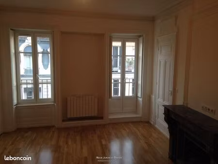 appartement 4 pièces 107 m²