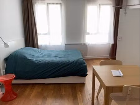 studio meublé 24m2 quartier pompidou