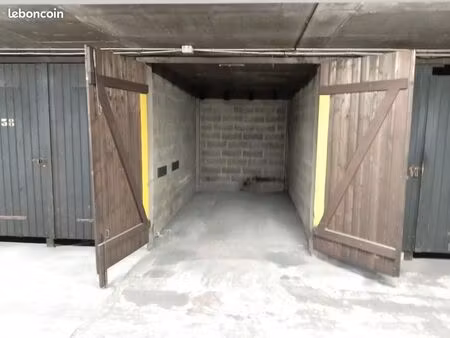 parking 9 m² paris