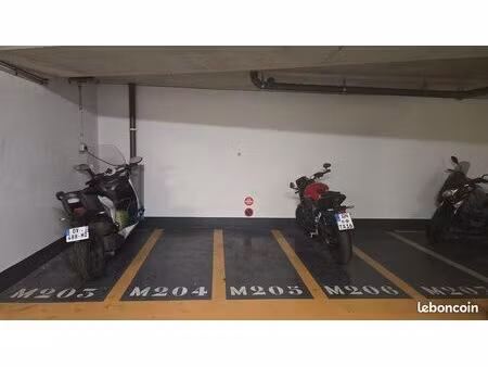 emplacement moto