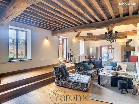 maison 6 pièces 168 m²