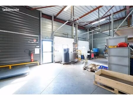 local d'activité 334 m²