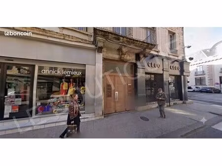 boutique 185 m² tarare