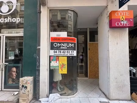 local commercial 70 m²