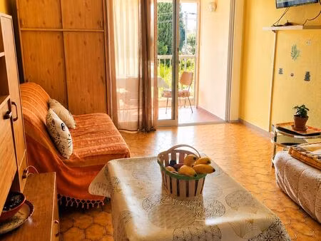 studio 1 pièce 26 m²