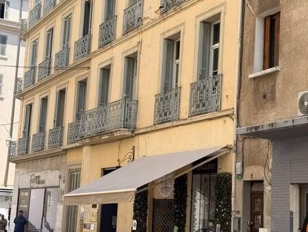 bureaux 106 m² toulon