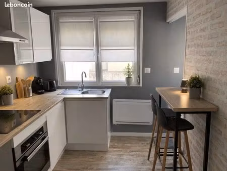 maison mitoyenne « un côté »