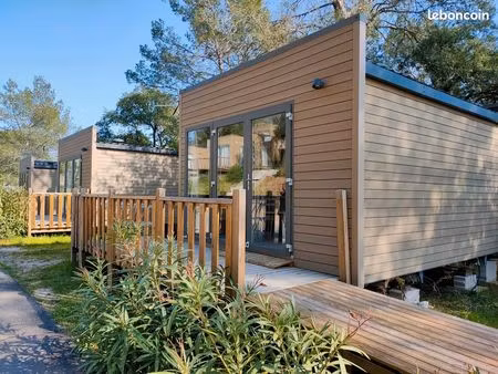 mobil home 40m² avec chambre indépendante 21m²