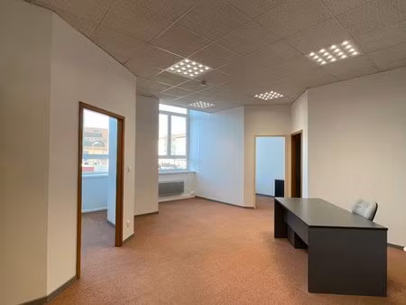 location de bureau rénové 50 m2