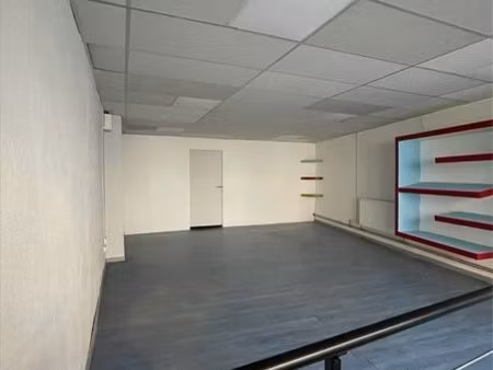local commercial de 70m2
