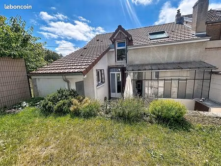 maison 5 pièces 99 m²