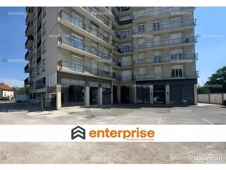 local commercial 154 m²