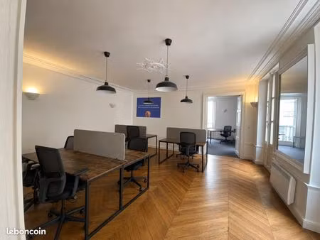 bureaux 150 m²