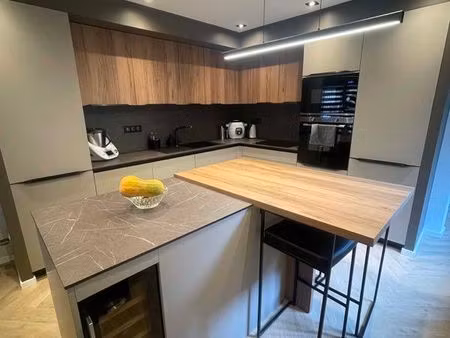 à vendre – maison de ville rénovée de 172 m² avec 2 garages – rambervillers (88)